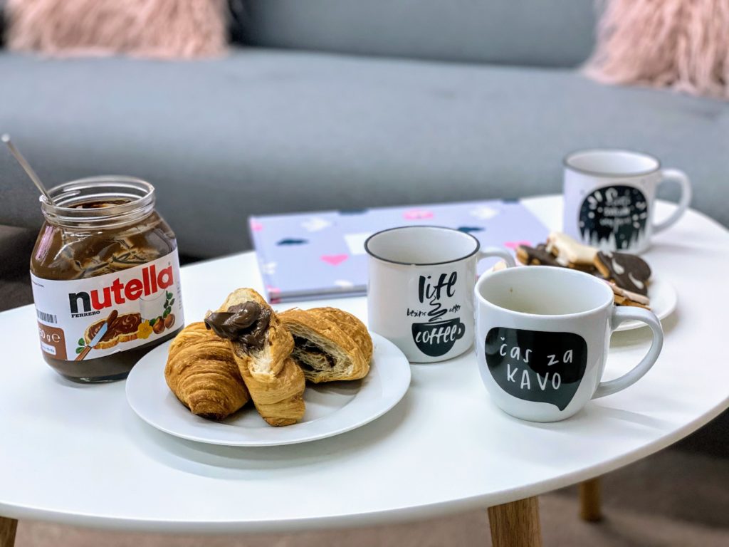 nutella, barátom, kávé, desszert, desszertje, süti, sütit, meglepetés